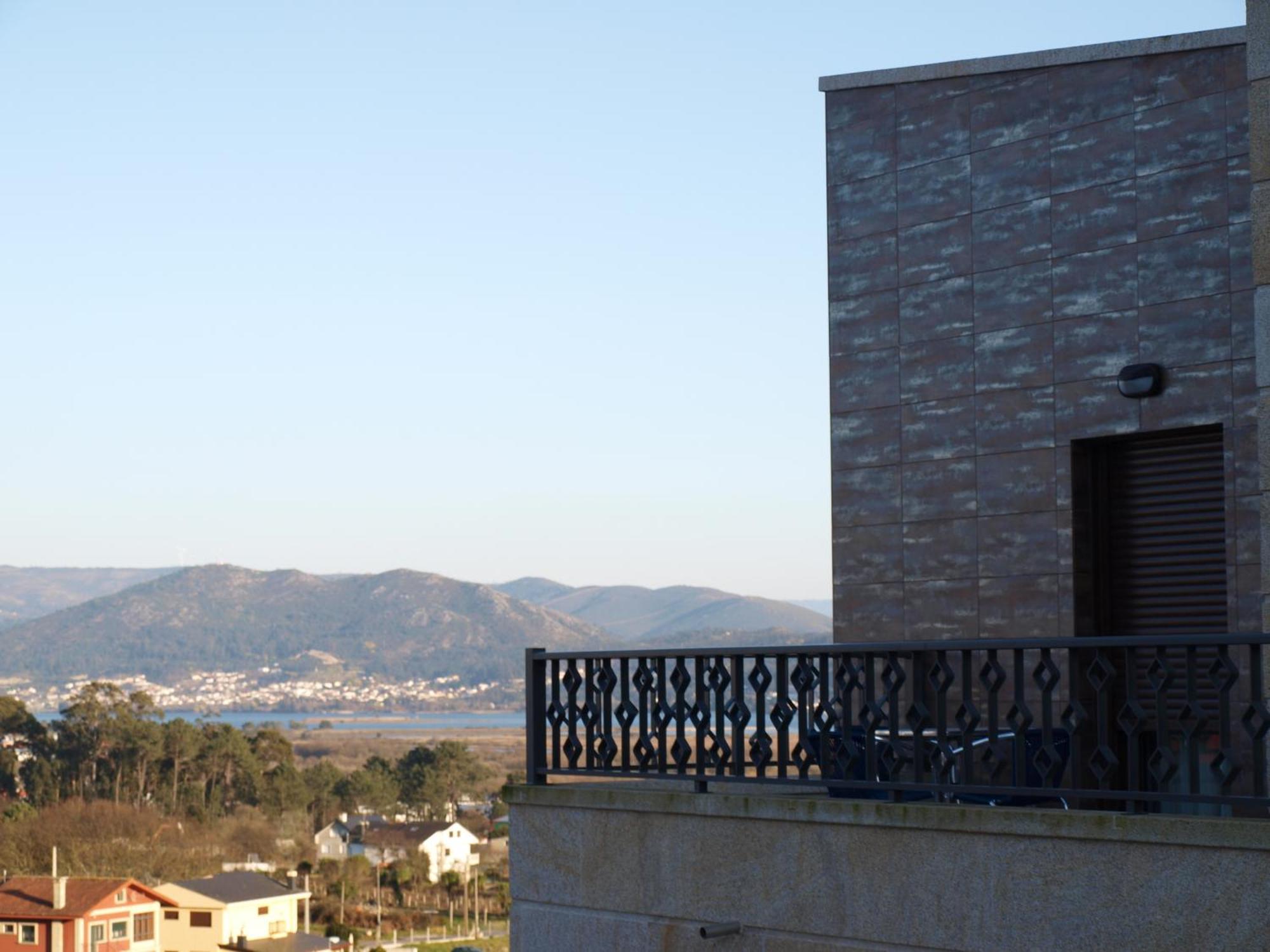 Hotel Apartamento Marouco A Guarda Bagian luar foto