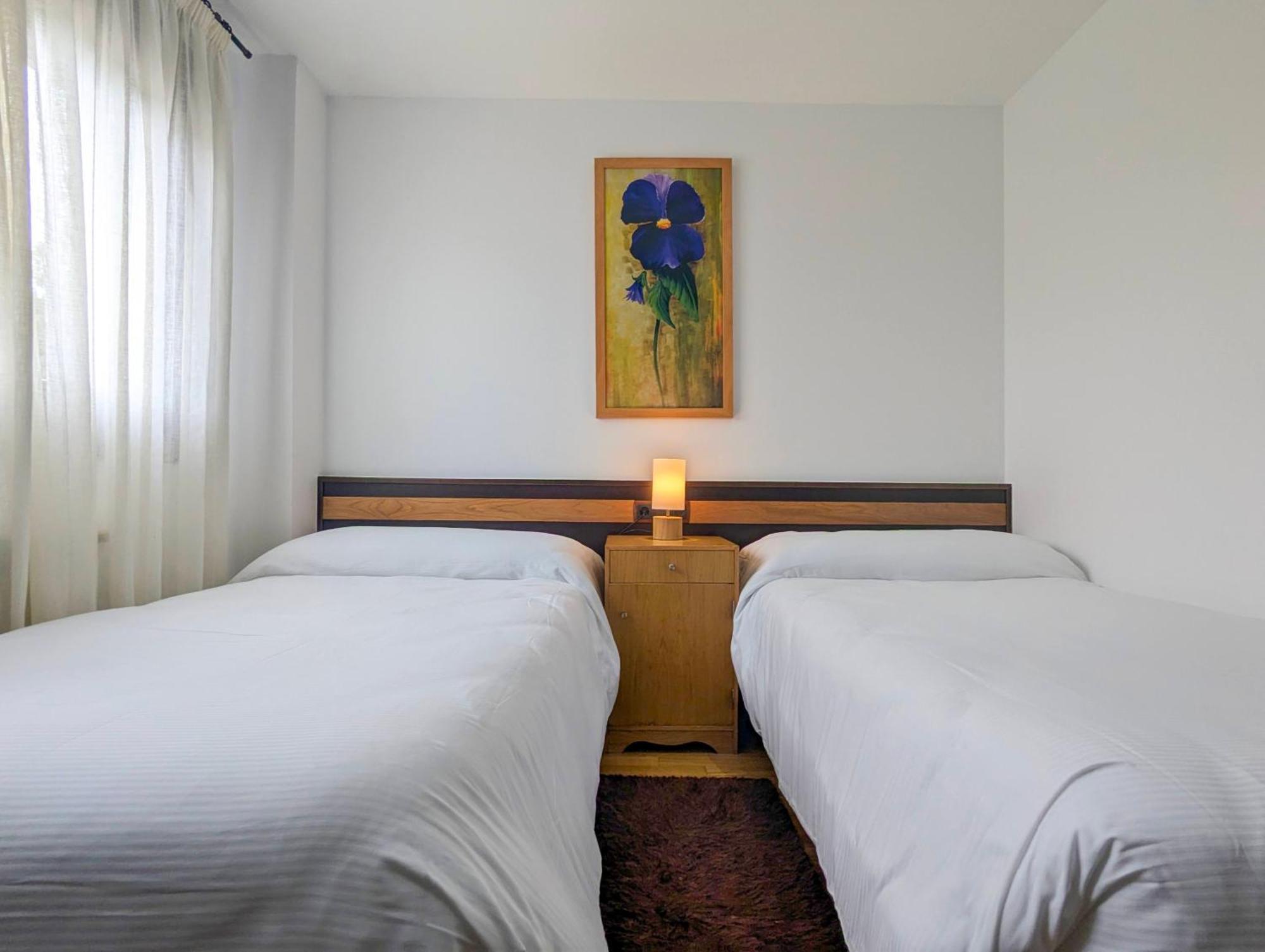 Hotel Apartamento Marouco A Guarda Bagian luar foto
